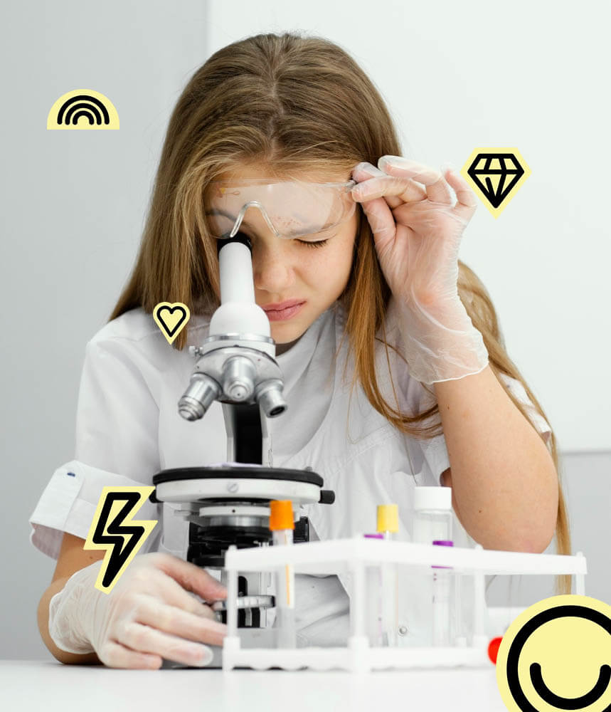 Jeune fille testeuse dans un laboratoire